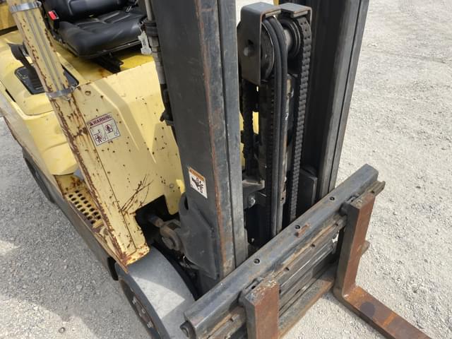 Image of Hyster S30XM equipment image 4