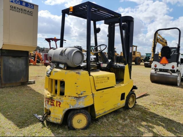 Image of Hyster S40XL equipment image 2