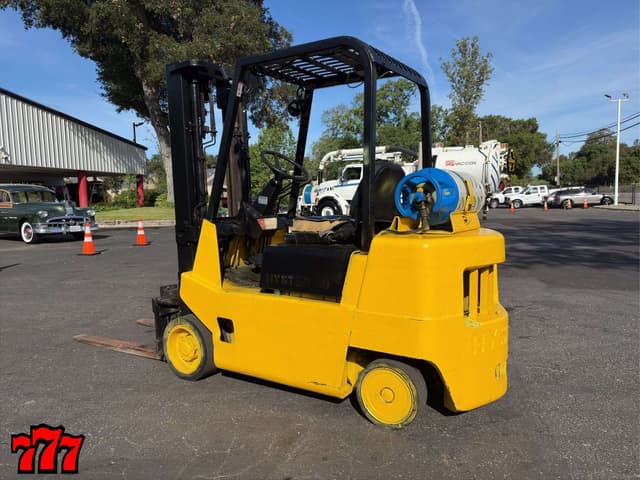 Image of Hyster S50XL equipment image 2