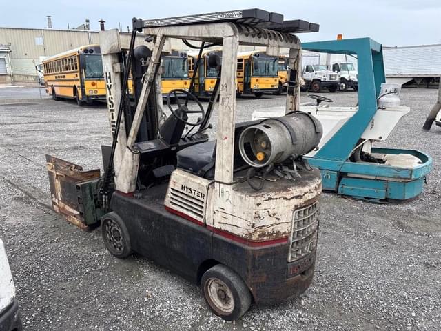 Image of Hyster S50E equipment image 2
