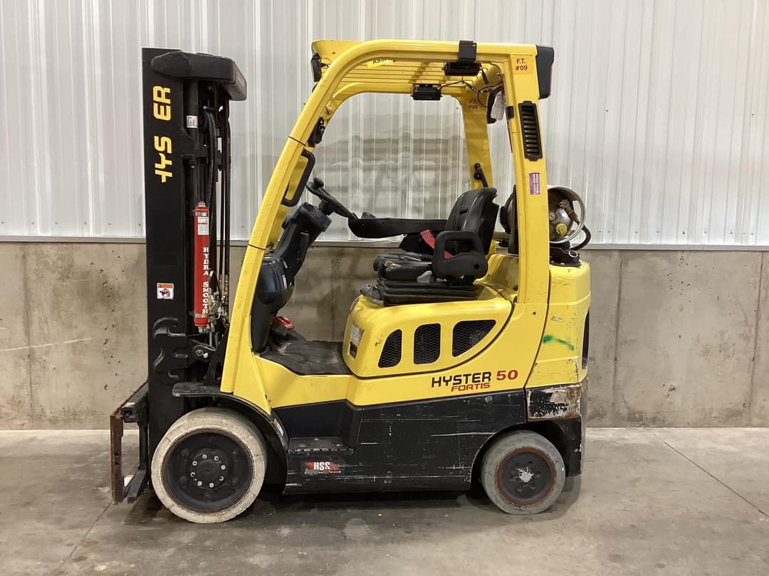 Image of Hyster S50FT Image 1