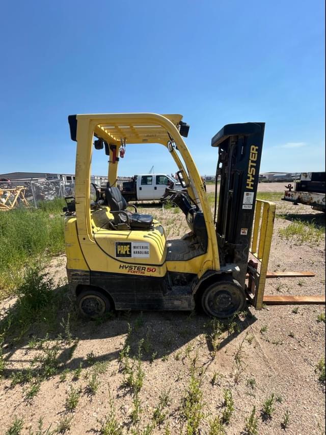Image of Hyster S50FT equipment image 3