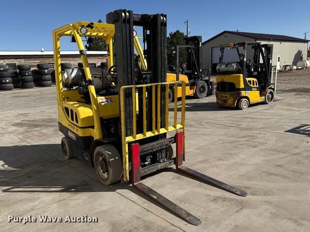 Image of Hyster S50FT equipment image 2