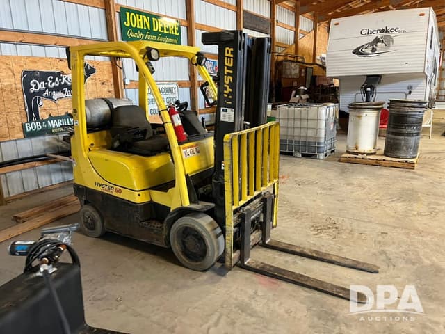 Image of Hyster S50FT equipment image 4