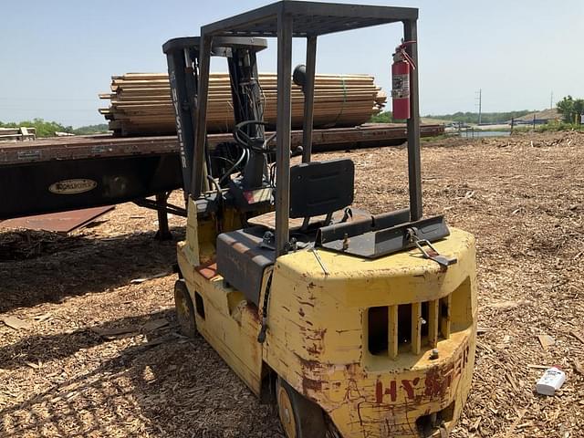 Image of Hyster S50XL equipment image 2