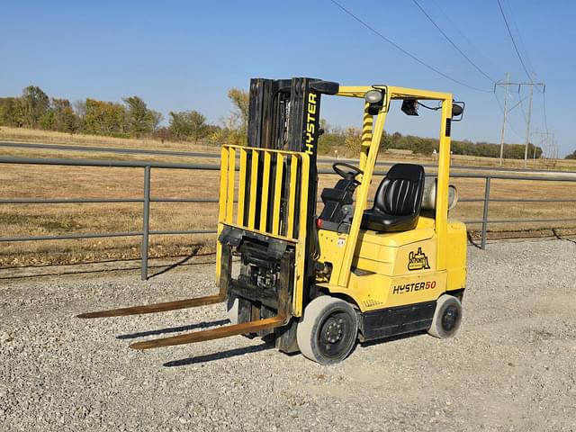 Image of Hyster S50XM equipment image 1