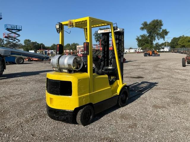 Image of Hyster S50XM equipment image 4