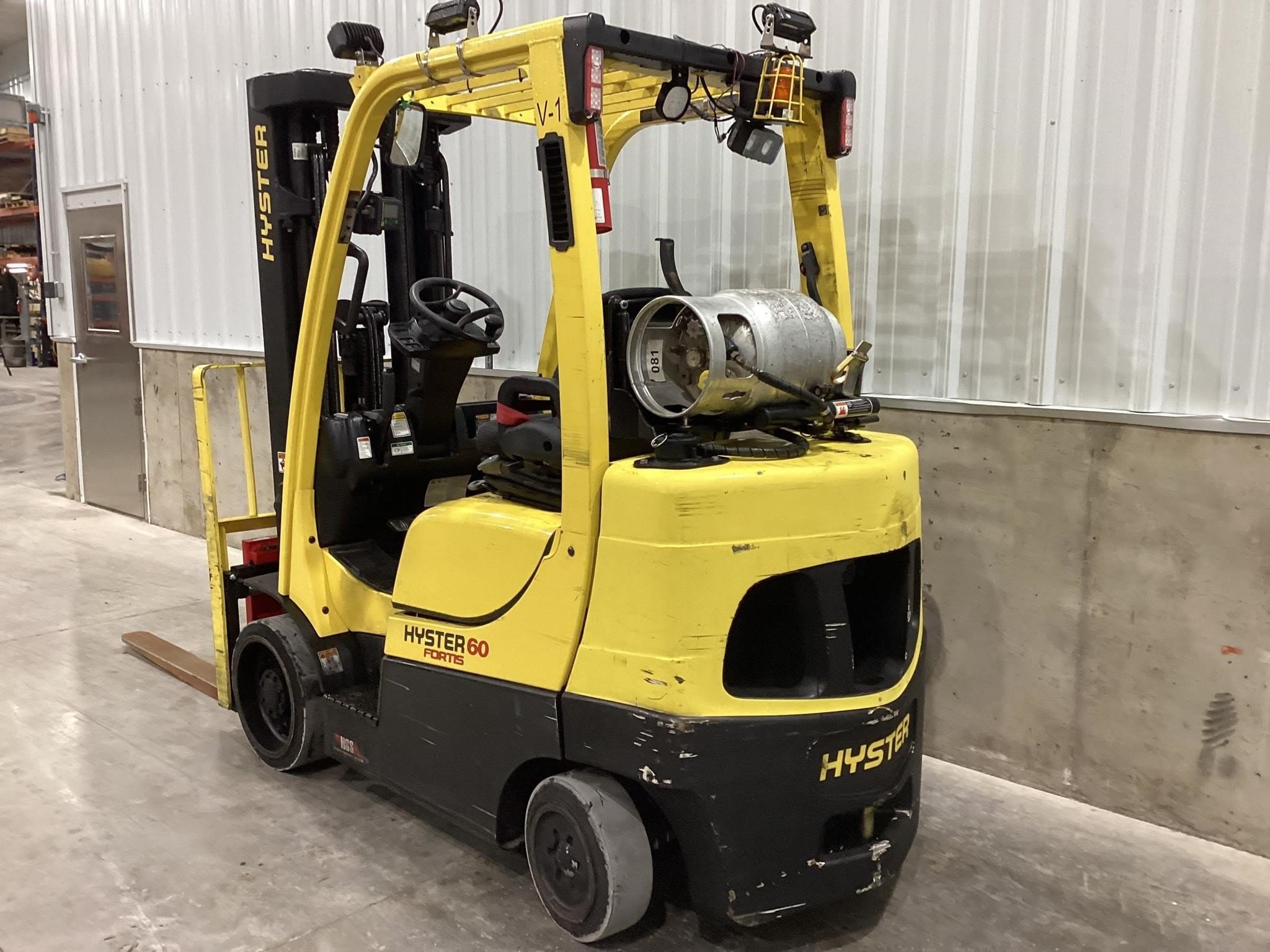 2019 Hyster S60FT Equipment Image0