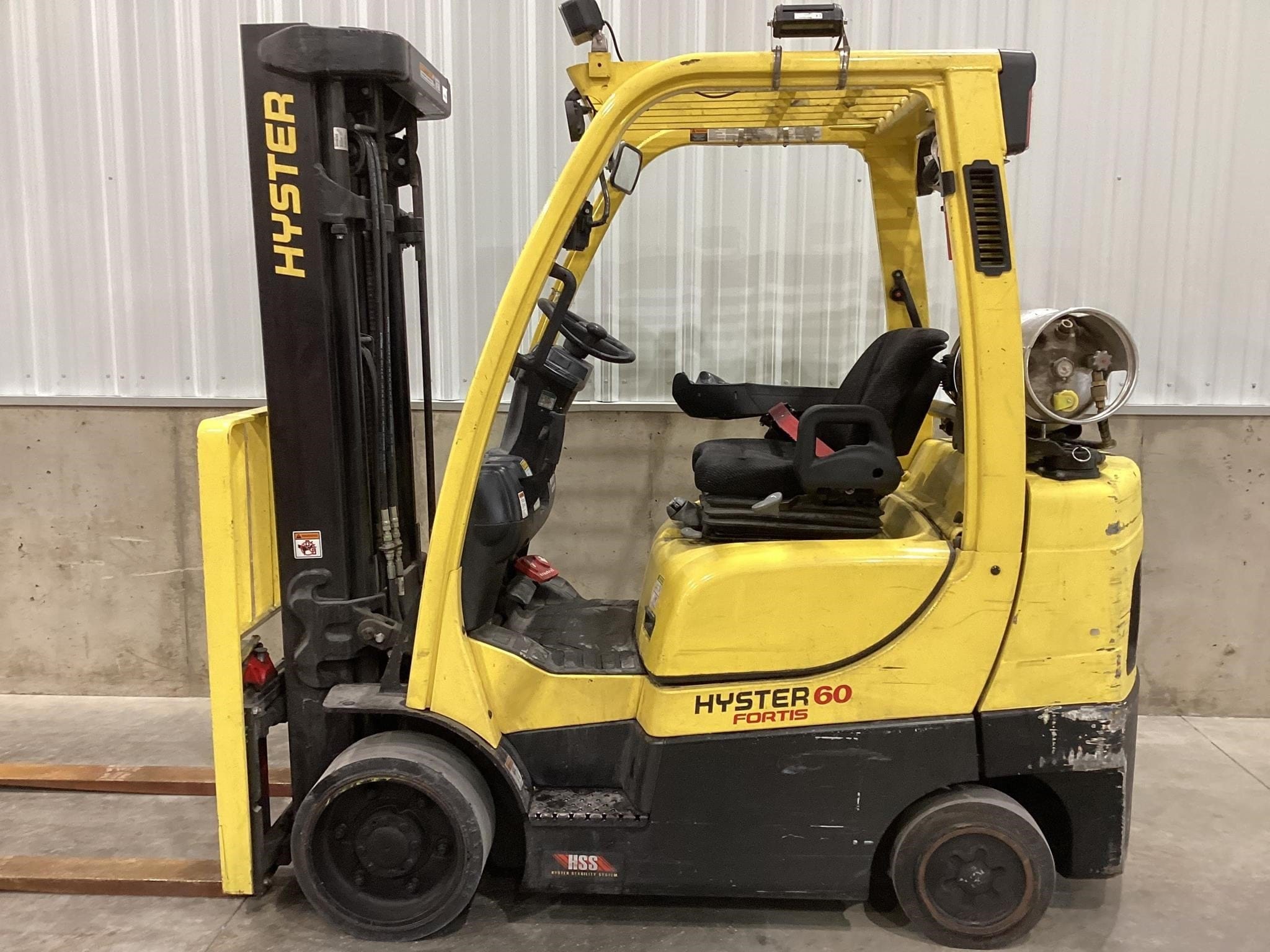 2019 Hyster S60FT Equipment Image0