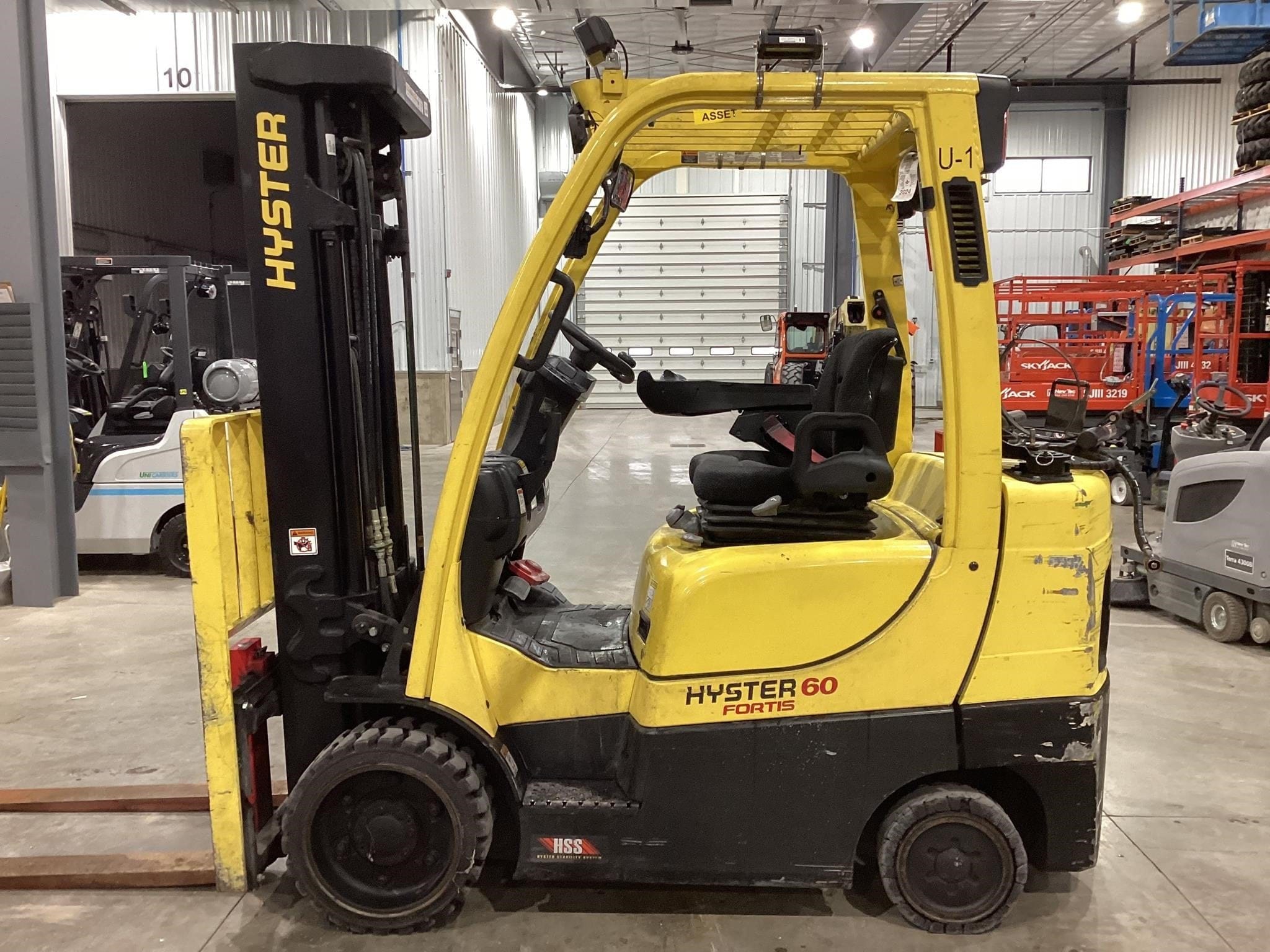 2019 Hyster 60 Equipment Image0