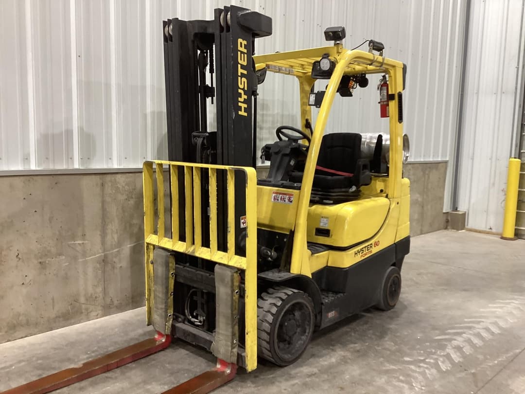 Image of Hyster S60FT Image 0