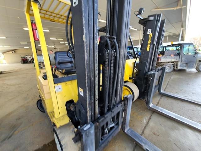 Image of Hyster S60XM equipment image 4