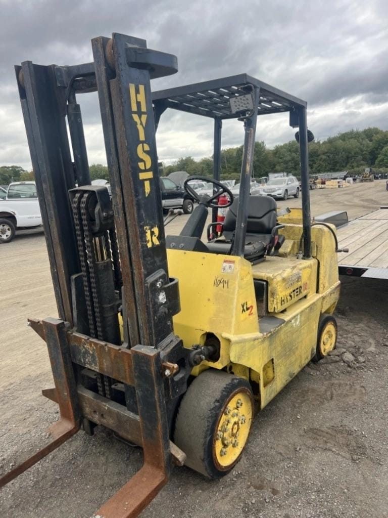 Hyster S80XL2 Equipment Image0