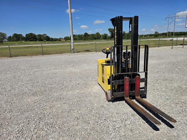 Image of Hyster W30ZC equipment image 4