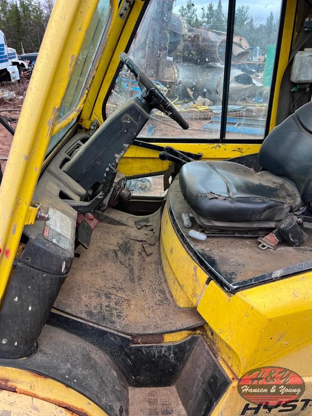 Image of Hyster 110 equipment image 3