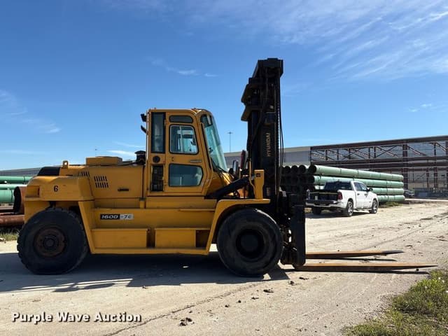 Image of Hyundai 160D-7E equipment image 4