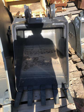 Main image Hyundai Bucket