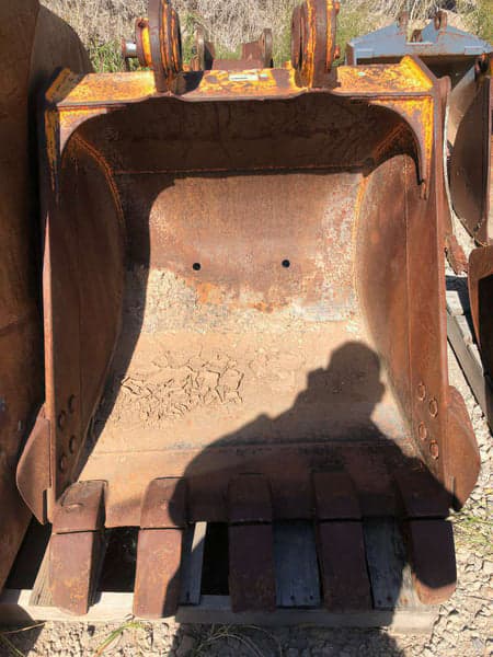 Image of Hyundai 30IN Bucket equipment image 1