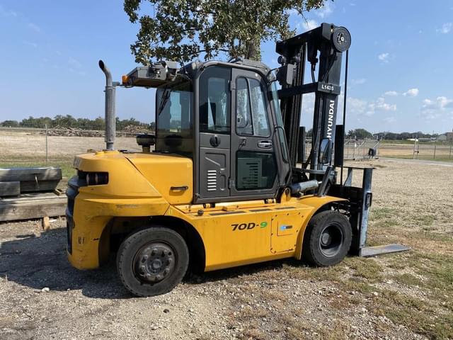 Image of Hyundai 70D-9 equipment image 3