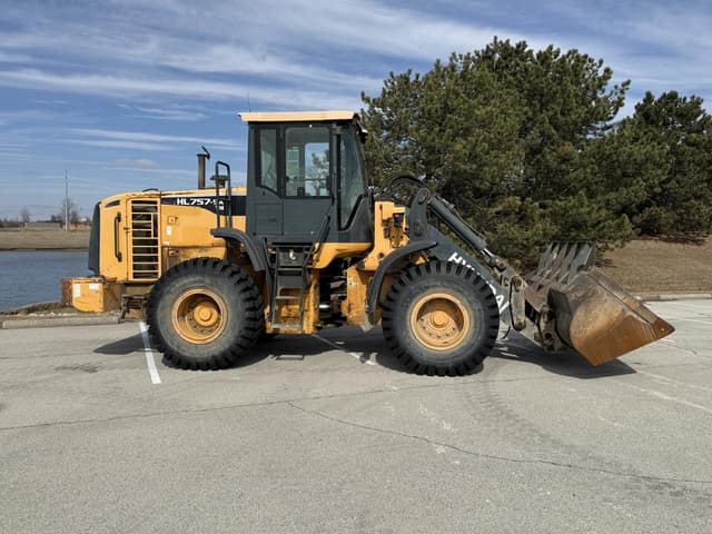 Image of Hyundai HL757-9A equipment image 4