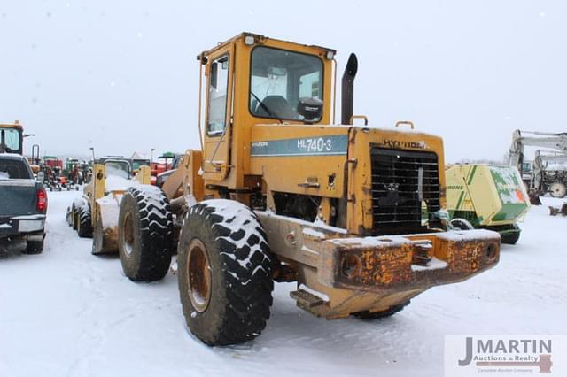 Image of Hyundai HL740-3 equipment image 2