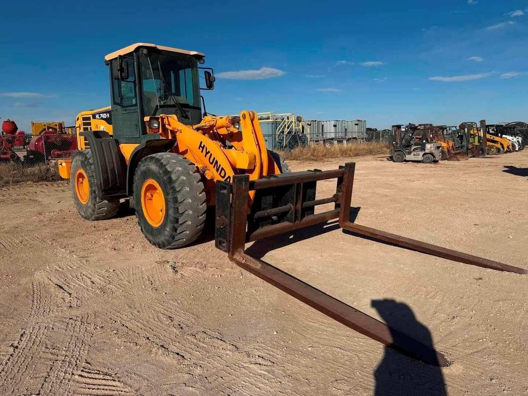 Image of Hyundai HL740-9 Image 1