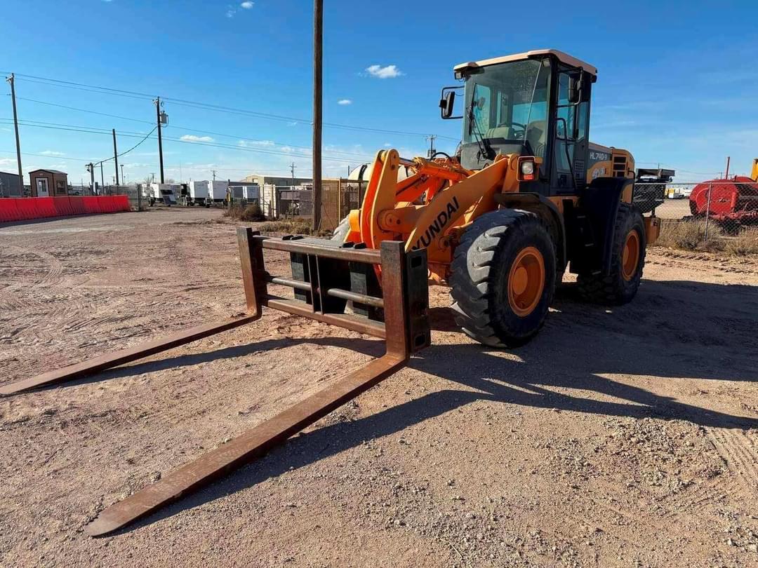 Image of Hyundai HL740-9 Image 0