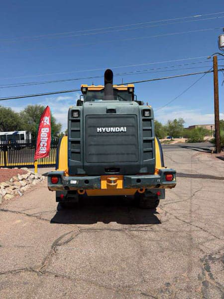 Image of Hyundai HL940A equipment image 4