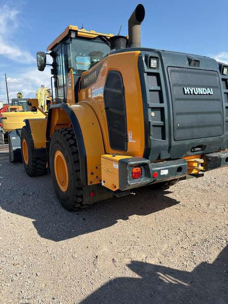 Image of Hyundai HL940A equipment image 3