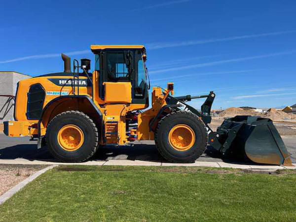 Image of Hyundai HL955A equipment image 1