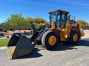 Hyundai HL955A Image