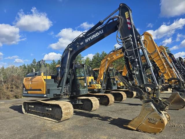 Image of Hyundai HX140AL equipment image 1