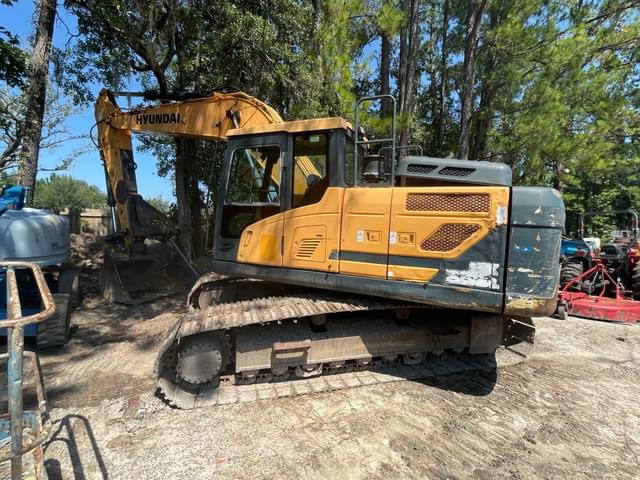 Image of Hyundai HX220L equipment image 4