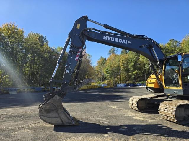 Image of Hyundai HX235A LCR equipment image 1
