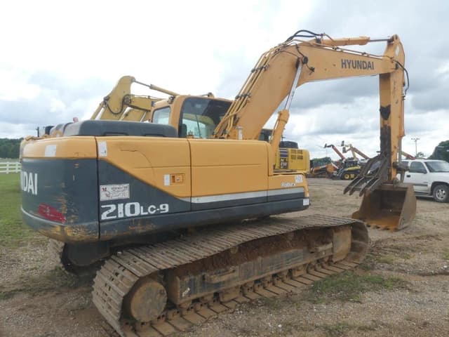 Image of Hyundai Robex 210LC-9 equipment image 2