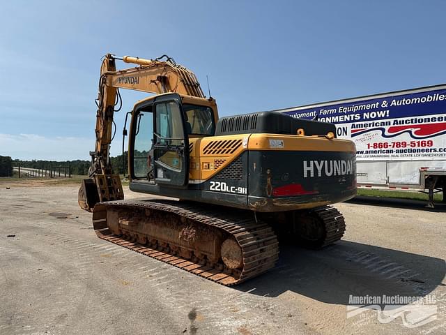 Image of Hyundai 220LC-9A equipment image 3