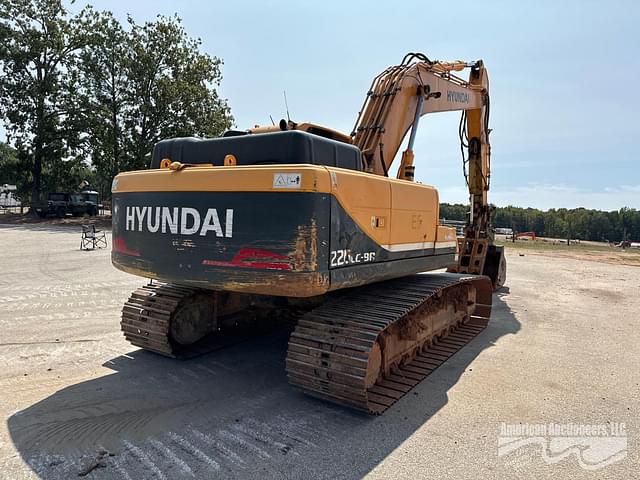 Image of Hyundai 220LC-9A equipment image 2