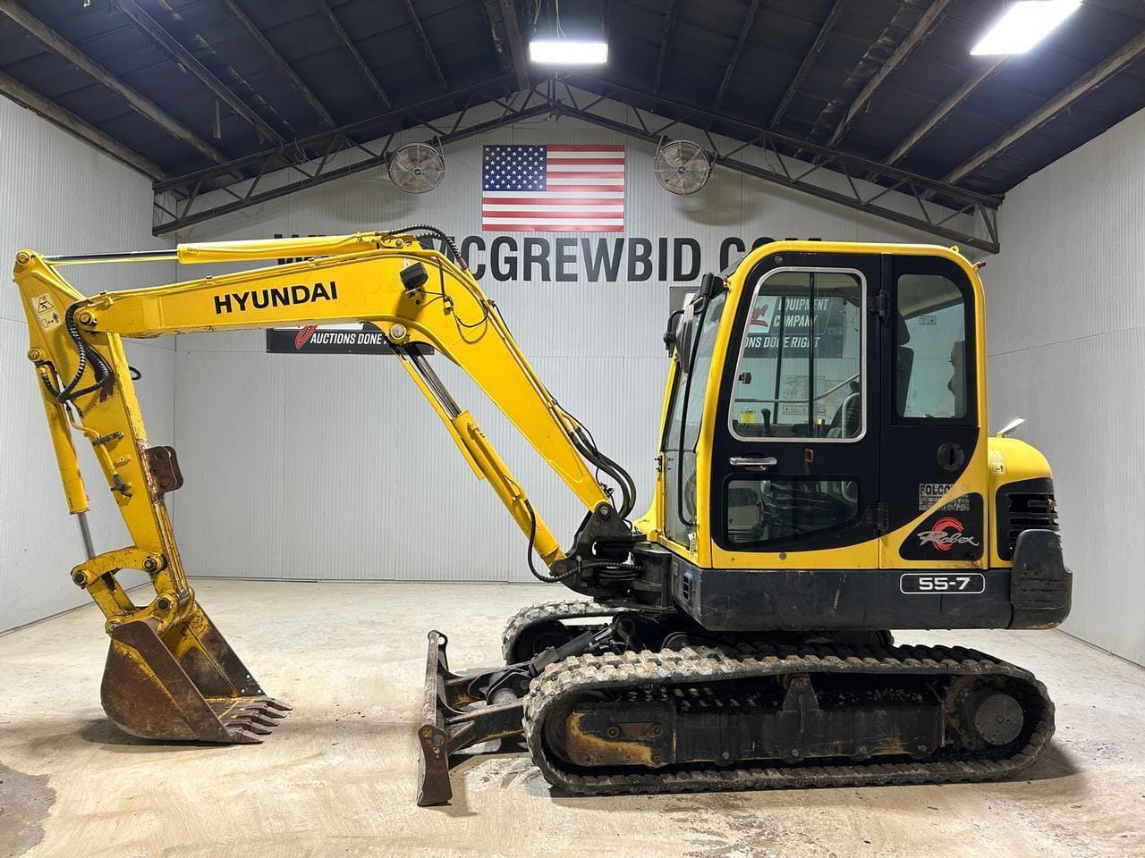 Hyundai Robex 55-7 Equipment Image0
