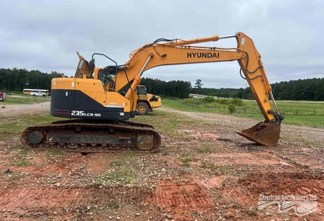 Image of Hyundai ROBEX 235 LCR-9A equipment image 3