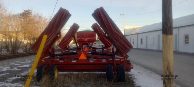 Image of I&J 930 equipment image 2