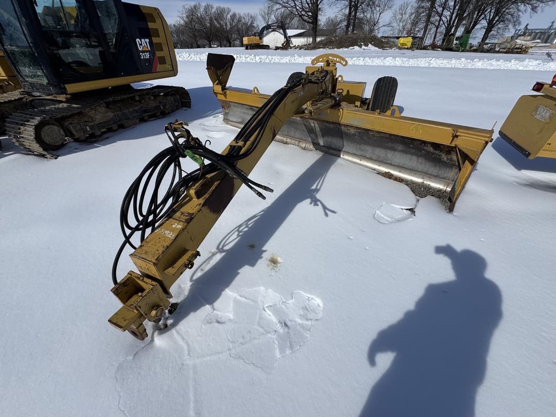 Image of Icon 16 Primary image