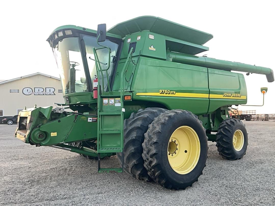 Image of John Deere 9750 STS Primary image
