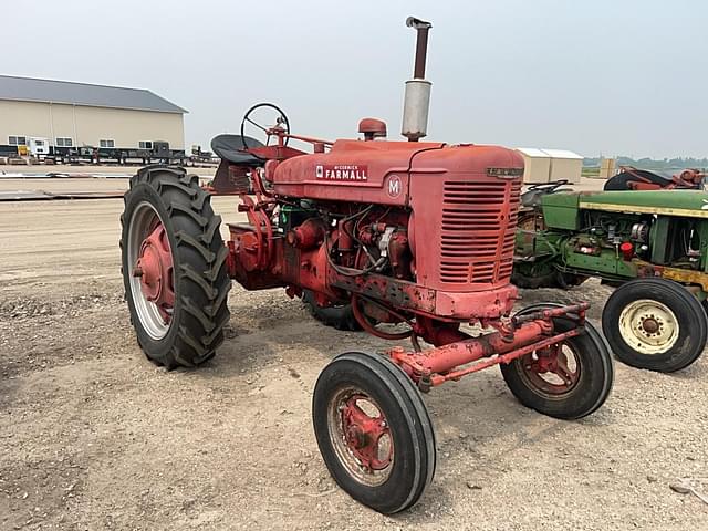 Image of Farmall M equipment image 4