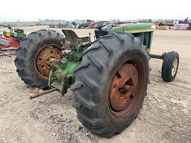 Image of John Deere 2020 equipment image 3