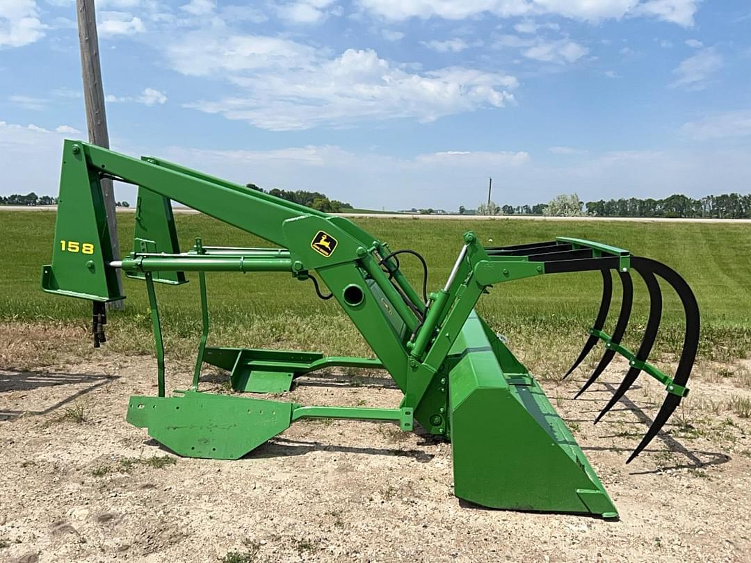 Image of John Deere 158 Primary image