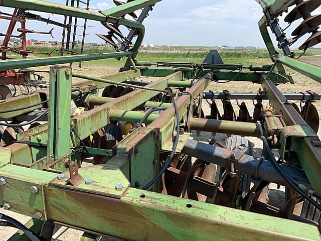 Image of John Deere 230 equipment image 4