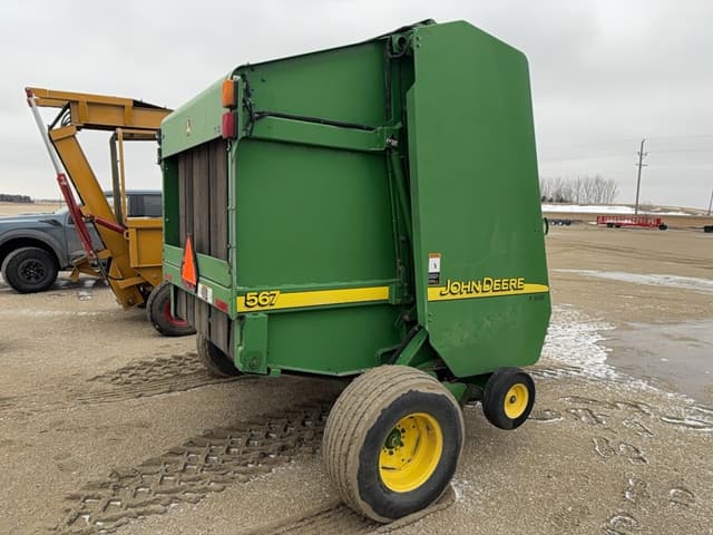 Image of John Deere 567 equipment image 2