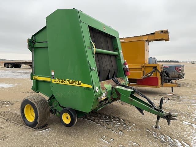 Image of John Deere 567 equipment image 4