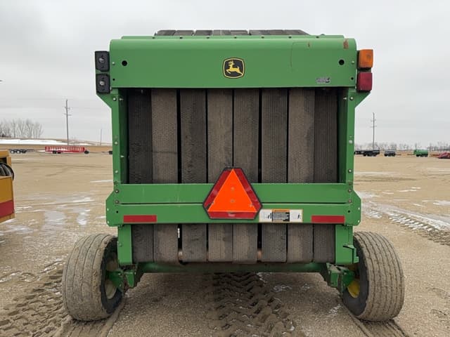 Image of John Deere 567 equipment image 3