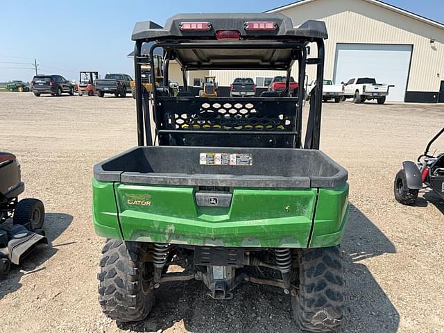 Image of John Deere XUV 550 S4 equipment image 2